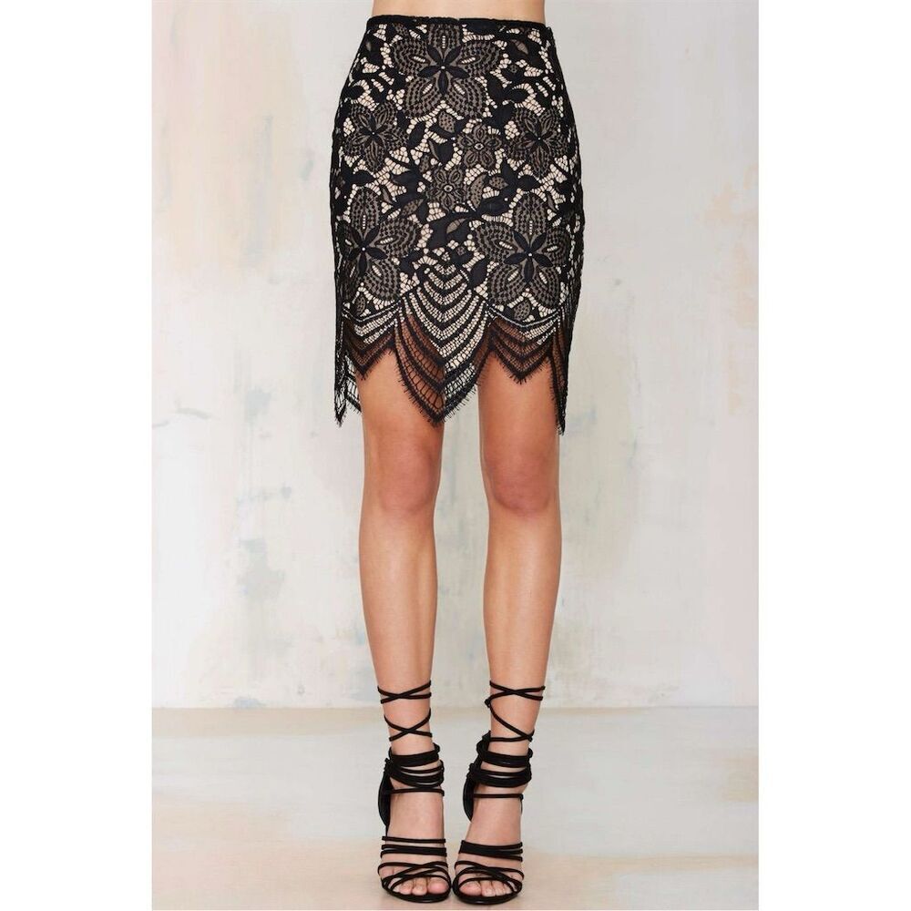 For Love & Lemons Women's Tan Lace, Feminine Skirt Size Standard - Picture 5 of 11